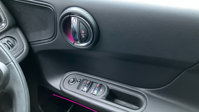 MINI Countryman 1.5 Cooper Classic 5dr Auto Petrol Hatchback